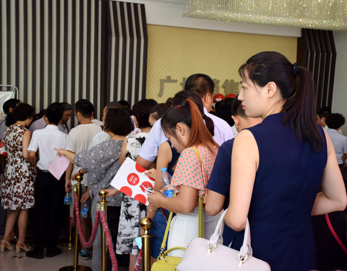 喜報(bào)！捷報(bào)！一經(jīng)推出即成隴南商業(yè)傳奇！