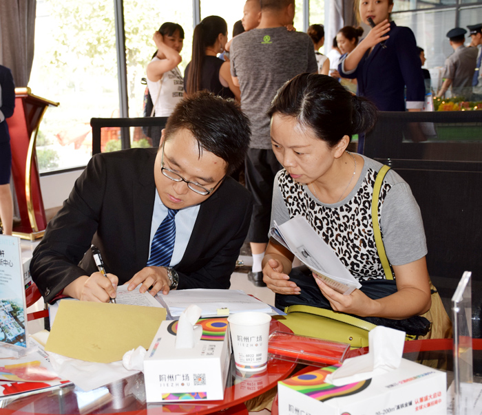 喜報(bào)！捷報(bào)！一經(jīng)推出即成隴南商業(yè)傳奇！