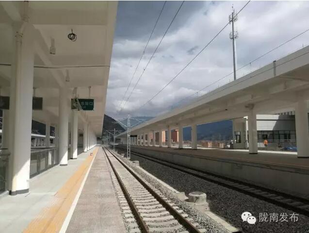 蘭渝鐵路最新進展！除胡麻嶺隧道外已全線鋪通