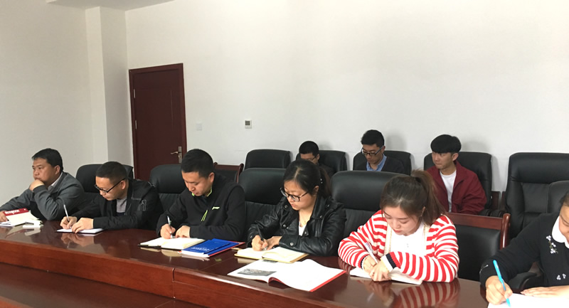 市龍江城鄉(xiāng)發(fā)展集團專題學(xué)習(xí)近期中央、省、市紀律檢查委員會議精神