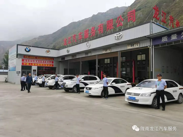 金錘鈑金，銀槍噴漆！龍江汽修值得信賴！