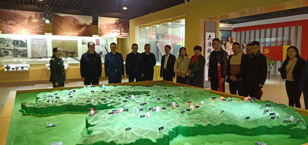 市龍江集團(tuán)開(kāi)展“不忘初心、牢記使命”主題黨日活動(dòng)